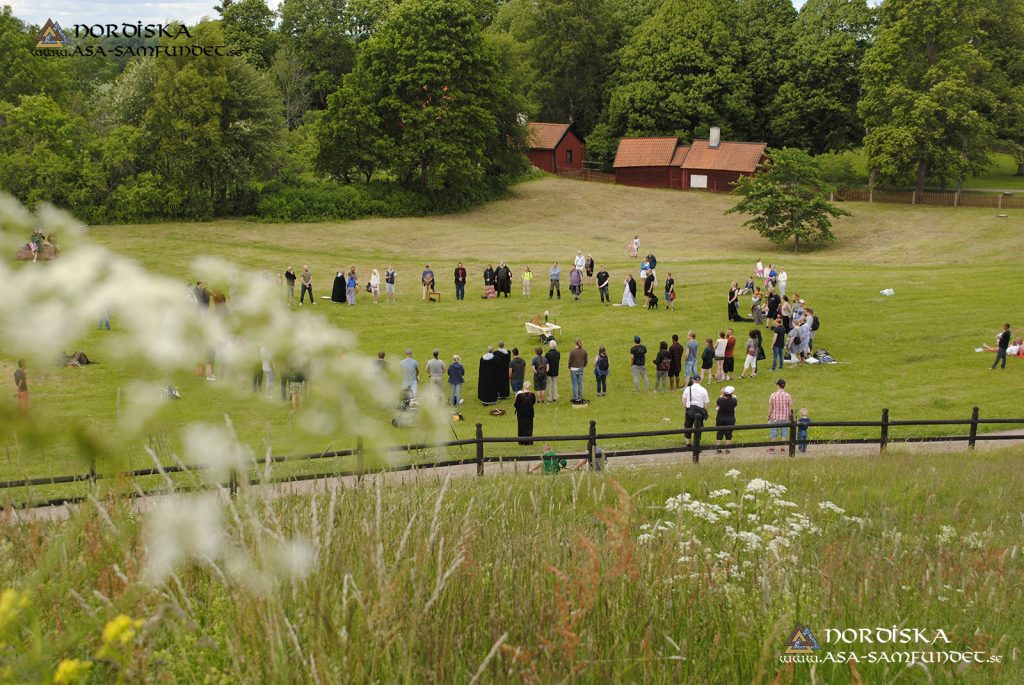Utförda Blot 2017: Nordiska Asa-samfundets midsommarfirande 2017 6 060
