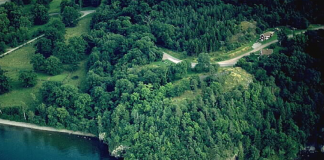 Tio viktiga platser att besöka: Drottning Omma på Omberg Tio viktiga platser att besöka:Drottning Omma på Omberg