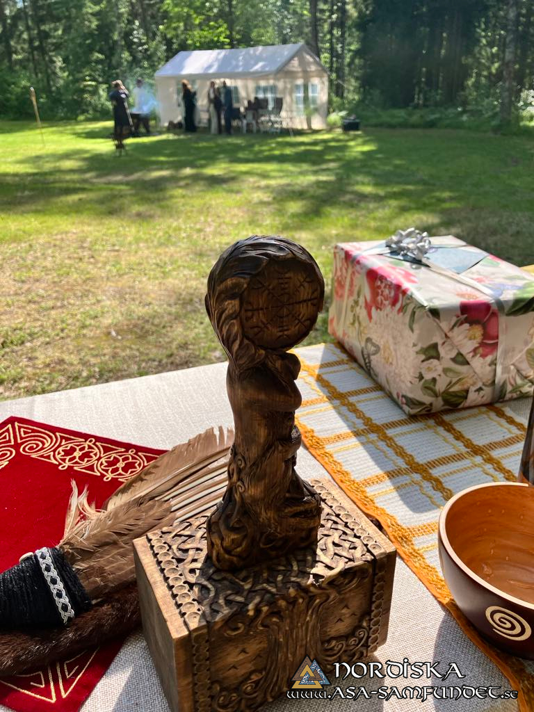 Utförda Ceremonier 2024: Bröllopsceremoni för Malena Ahl och Michael Svensson i Lövhult, Nässjö