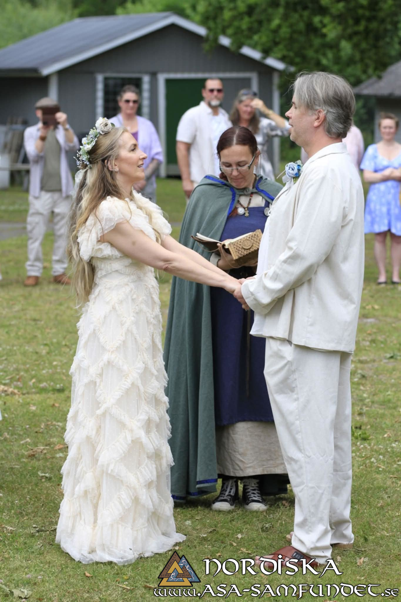 Utförda Ceremonier 2025: Bröllopsceremoni för Harry Waltersson och Annalisa Biagini Waltersson, Hörvik